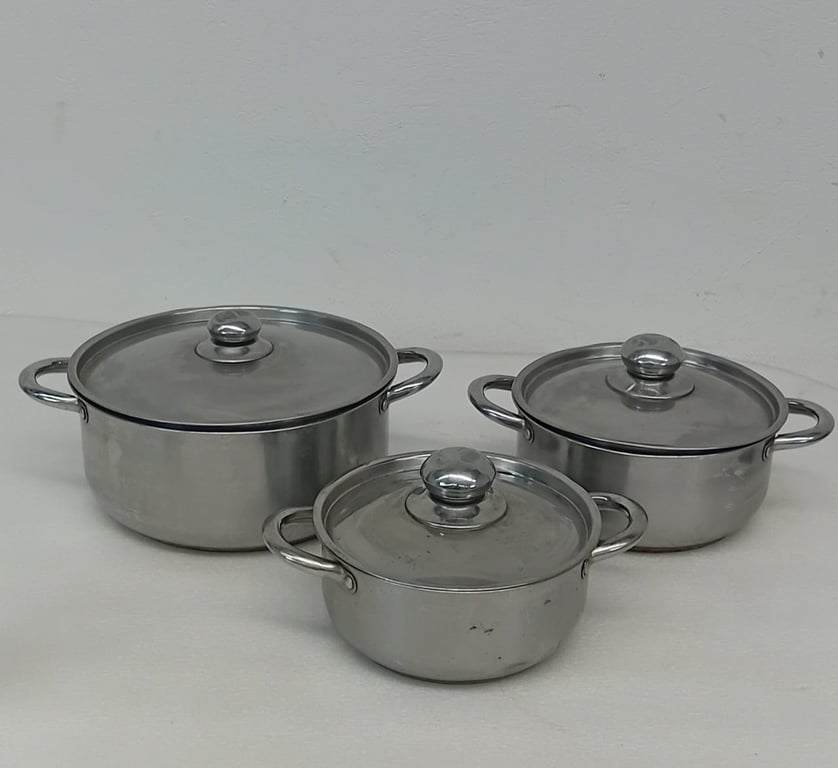 Joblot Of Stainless steel pots