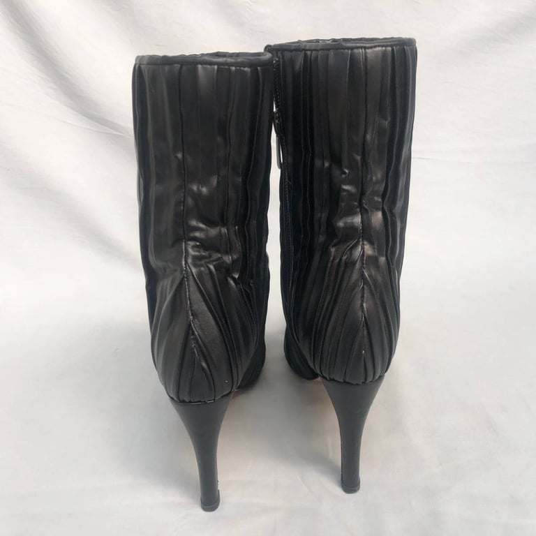 Leather High Heeled Boots
