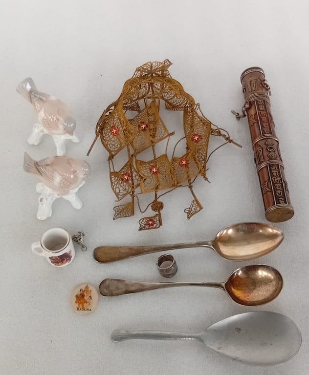Joblot Of Decorative/ Functional Items