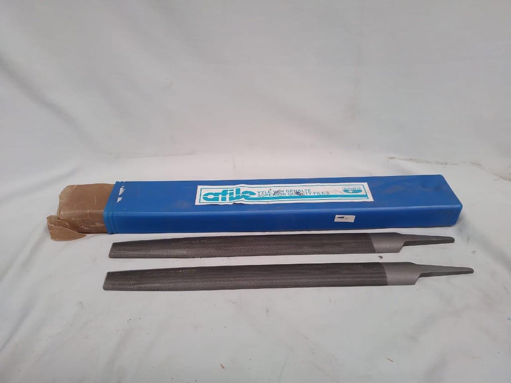 24 x Half Round Files