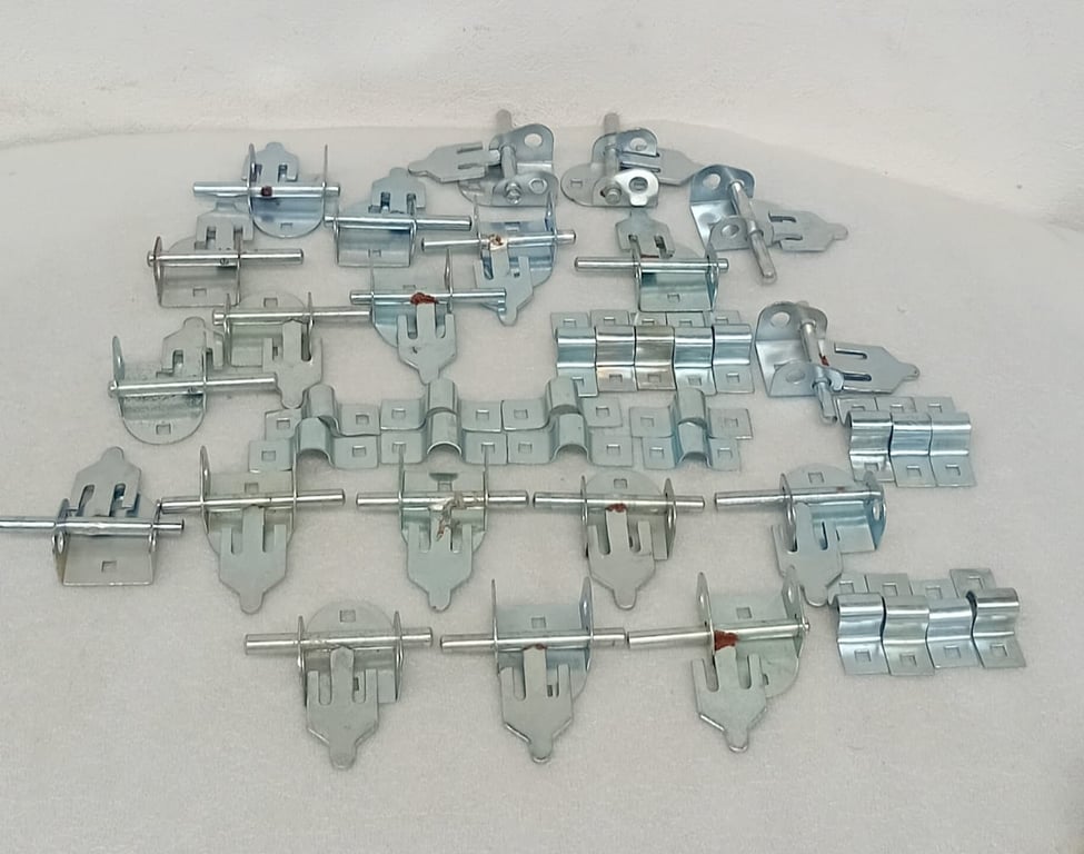 20 x Sliding Bolts