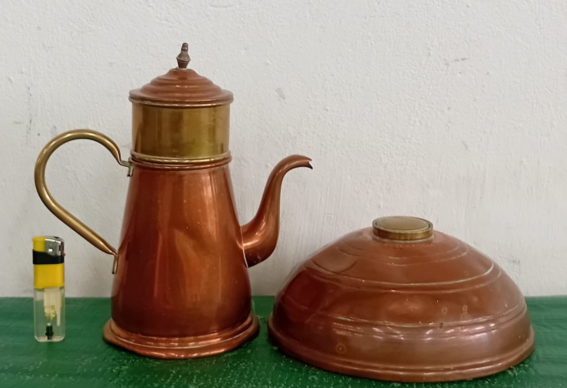 Vintage Copper Coffee Pot / Kettle with Brass Handle & Lid