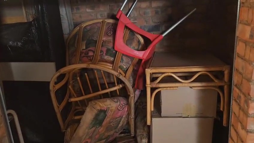 17 - Headboard Unit
