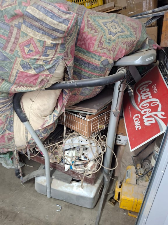 Lot 11 Crates Unit