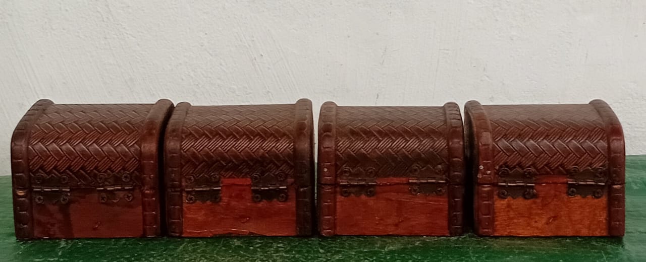 Set of 4 Decorative Wooden Treasure Chests / Storage Boxes
