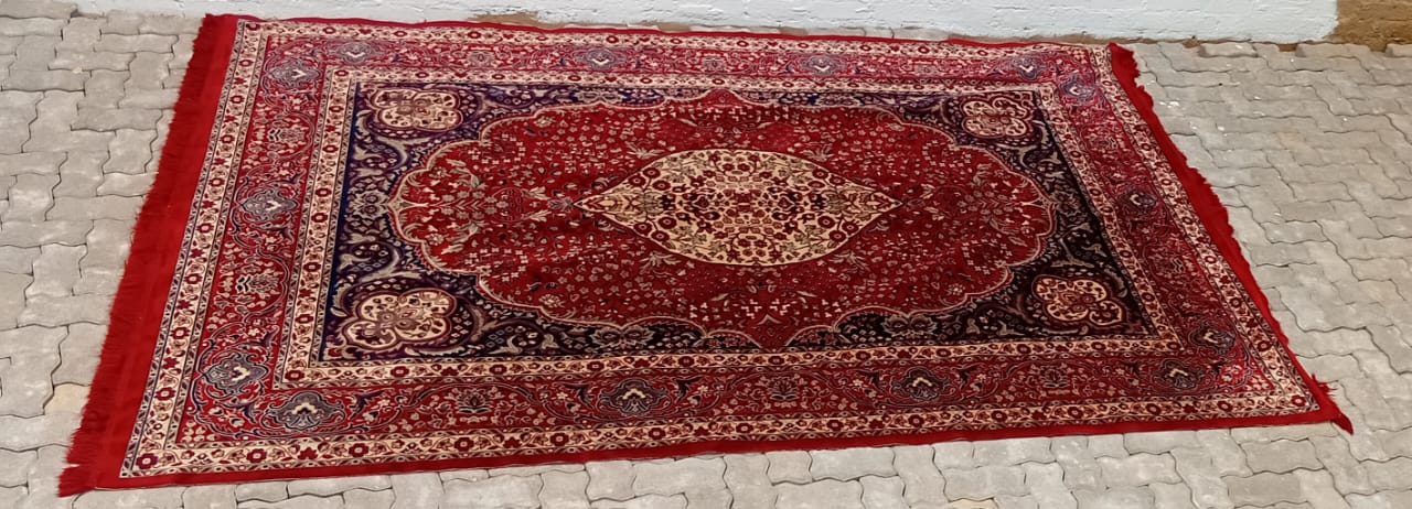 Hand -Knotted Persian Mashad Rug