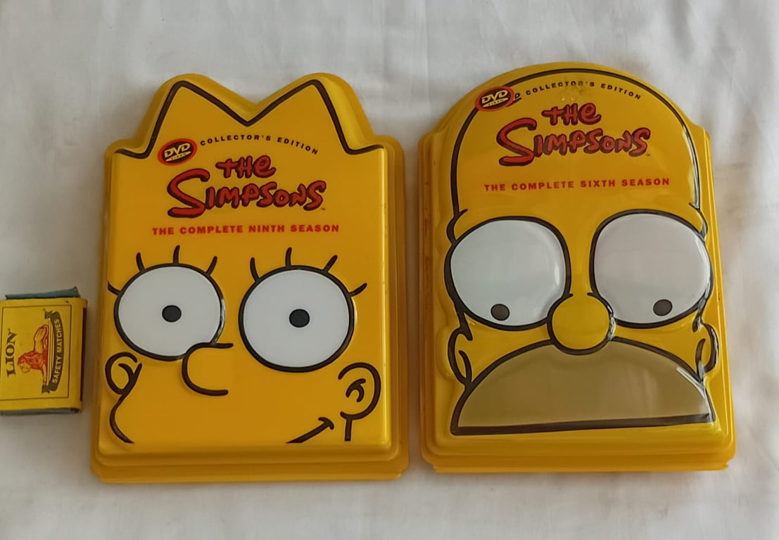 The Simpsons Season 9 DVD Collector’s Set in Novelty Yellow Display Case