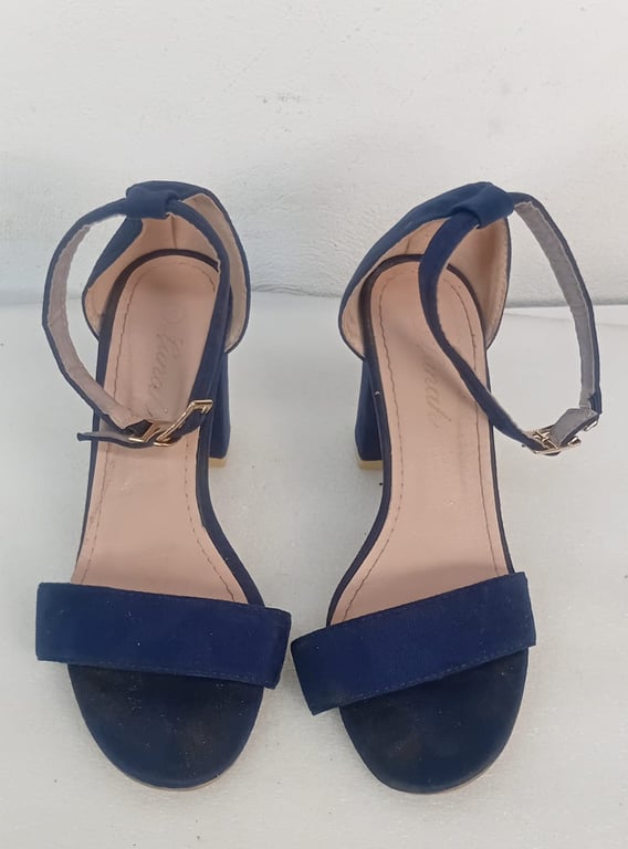 Size-4 Ladies Blue Suede High Heels