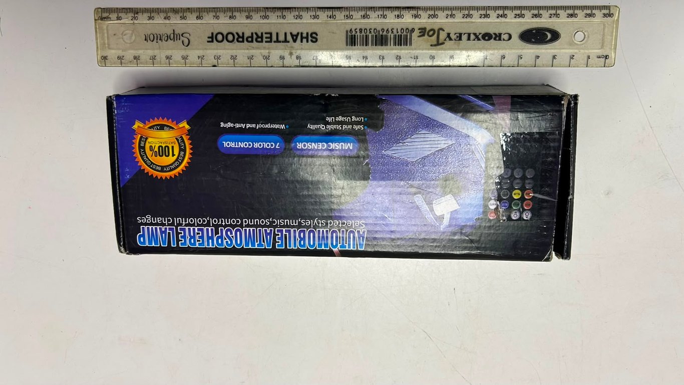 Automobile atmosphere lamp set that features 7-color control Brand new