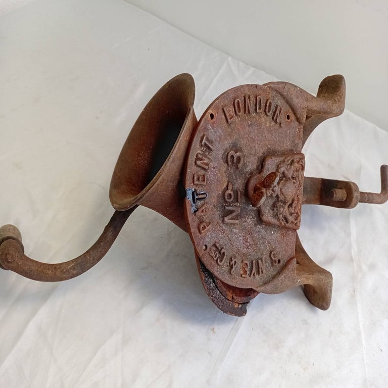 S. Nye & Co. Patent No. 3 coffee or grain grinder