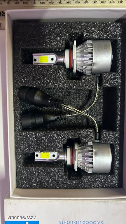 Set of V19 H4 LED car headlight bulbs