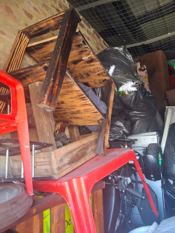Lot 1 Mirrors Unit