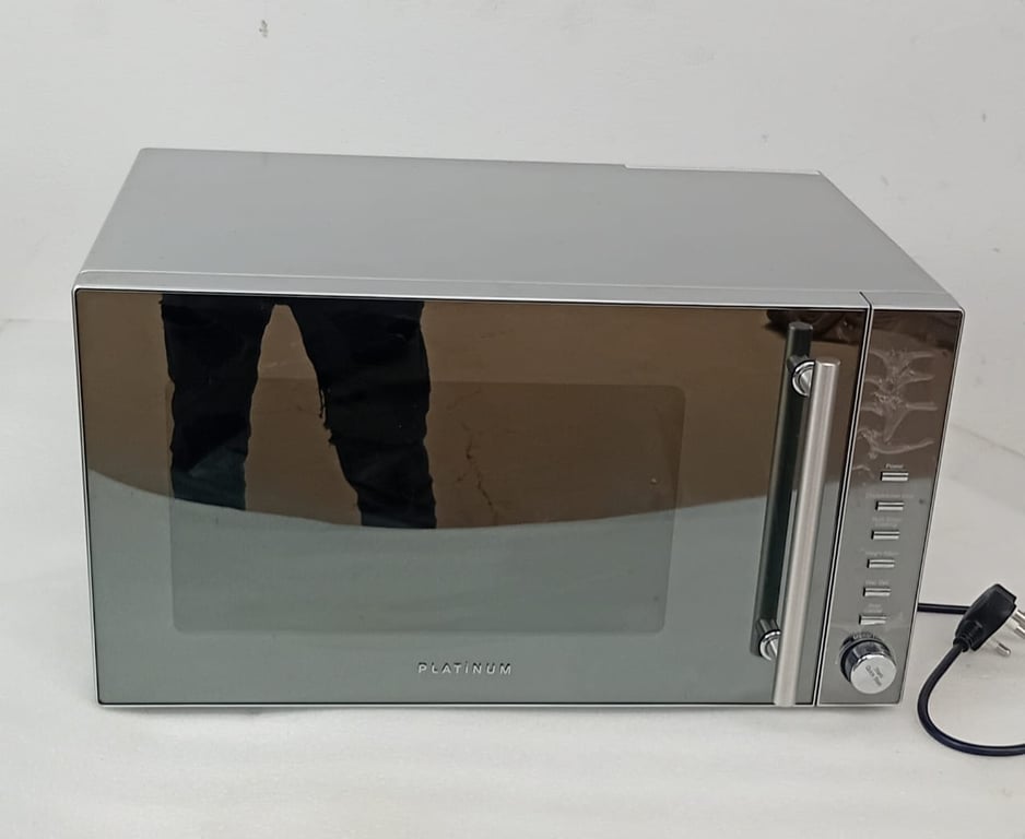 Platinum 30L Microwave