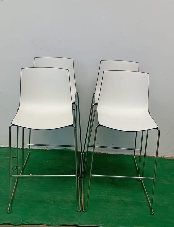 Catifa 46 model bar stools - price per piece