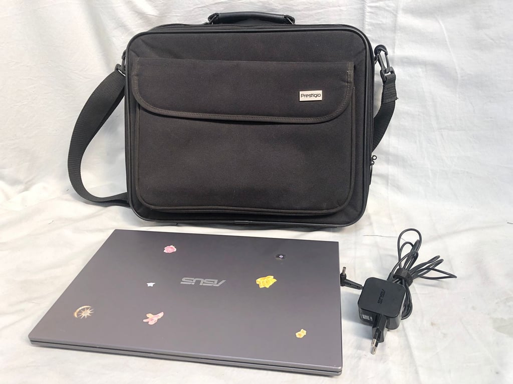 ASUS Laptop