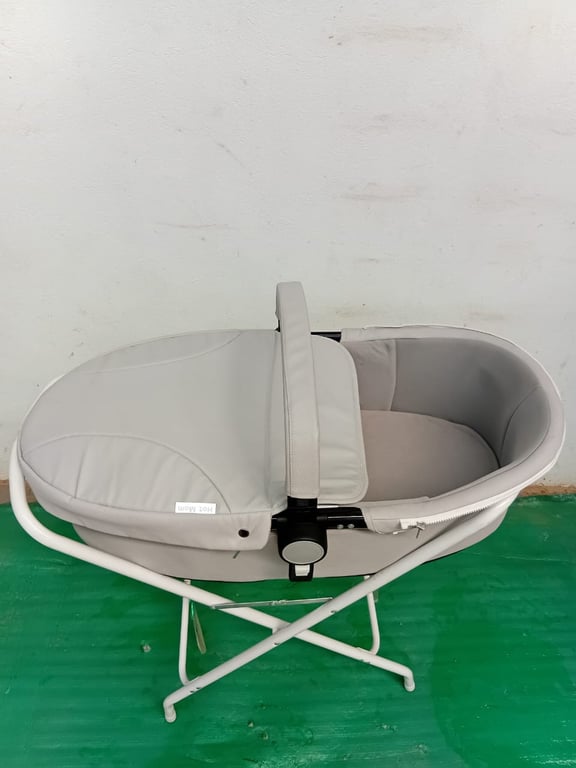 Joblot Of Baby Carrycot And Bumbo Multi Seat