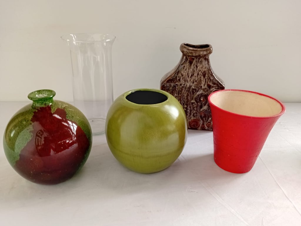 Vintage Mixed Art Glass & Decorative Vase Collection