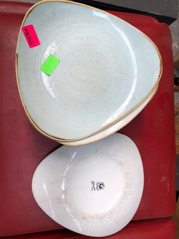 MB3-62 Blue Diner Plates (16 piece)