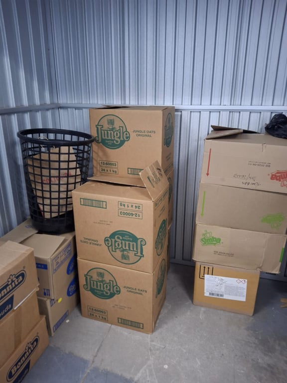 Lot 24 Washing Basket Unit