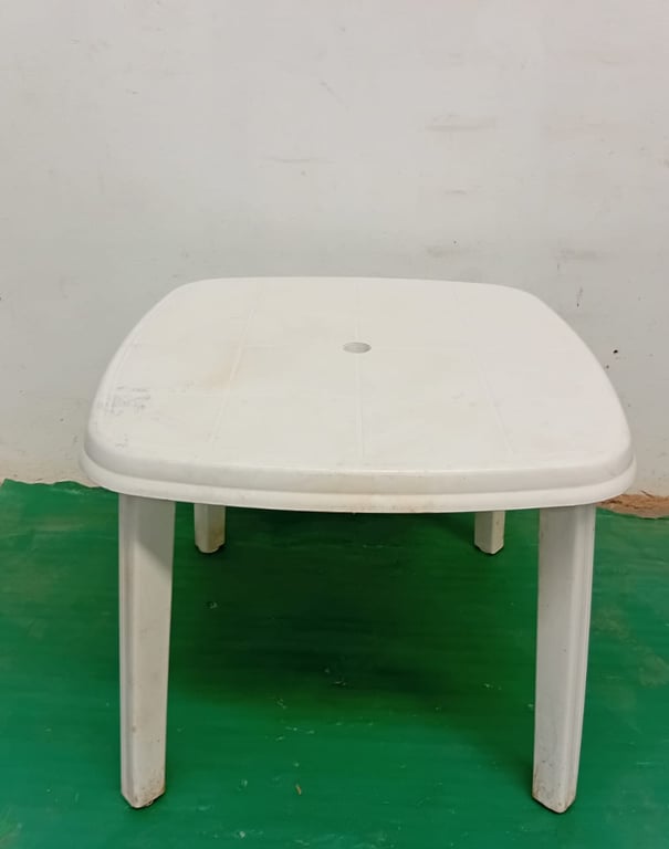 Plastic Table