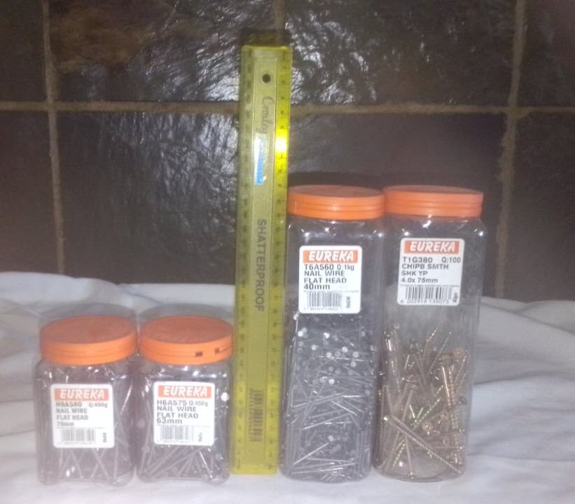 MB5-22 Eureka Screws, Bolts & Nails – Mixed Hardware Lot (Set 5)