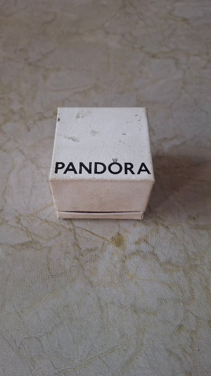 Pandora Ring