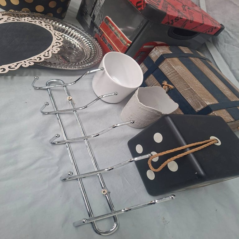 Joblot Of Decorative Items