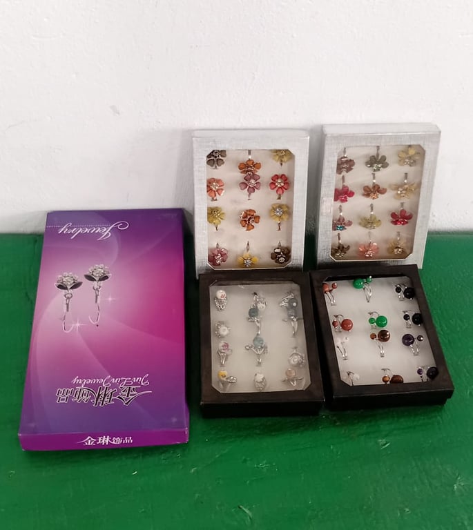 Collection Of Assorted Jewellery