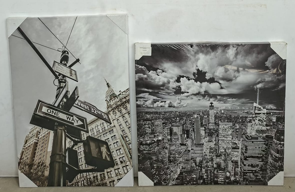 Architectural And Cityscape Canvas Prints