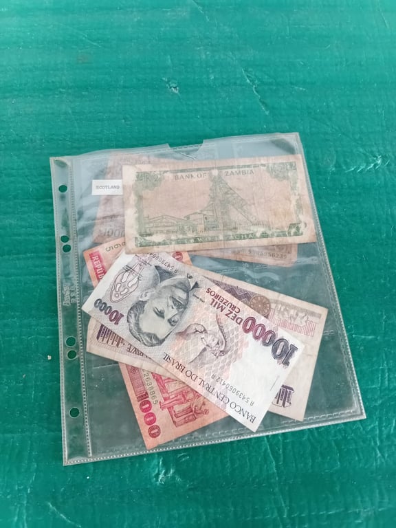 Joblot Of Various World Banknotes