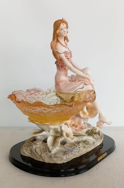 Elegant Vintage Giuseppe Armani Porcelain Figurine: Maiden on Seashell with Flowers