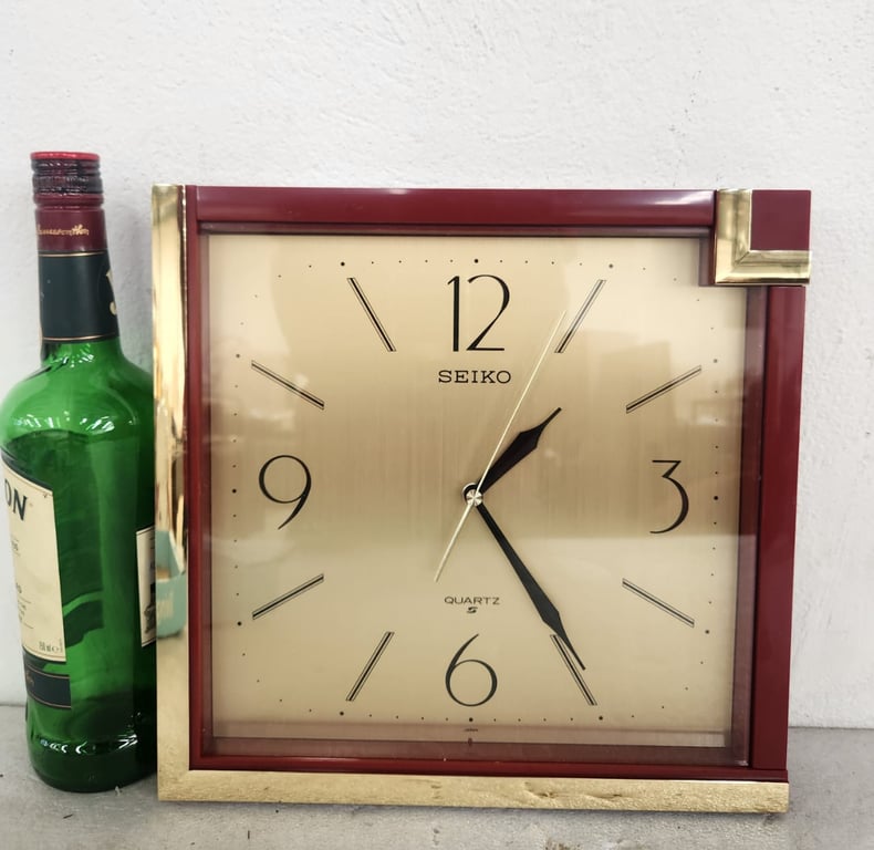 Seiko Quartz Wall Clock – Square Frame with Gold & Wood-Tone Finish
