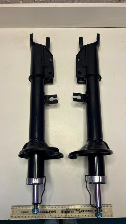Rear shock absorber pair left and right