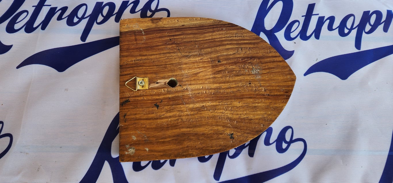 Moth plaque