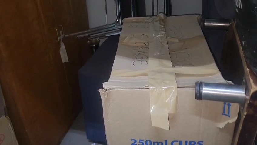 31 - Chairs Unit