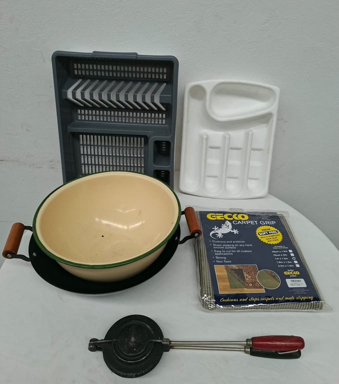 Mixed Kitchenware & Household Utility Lot