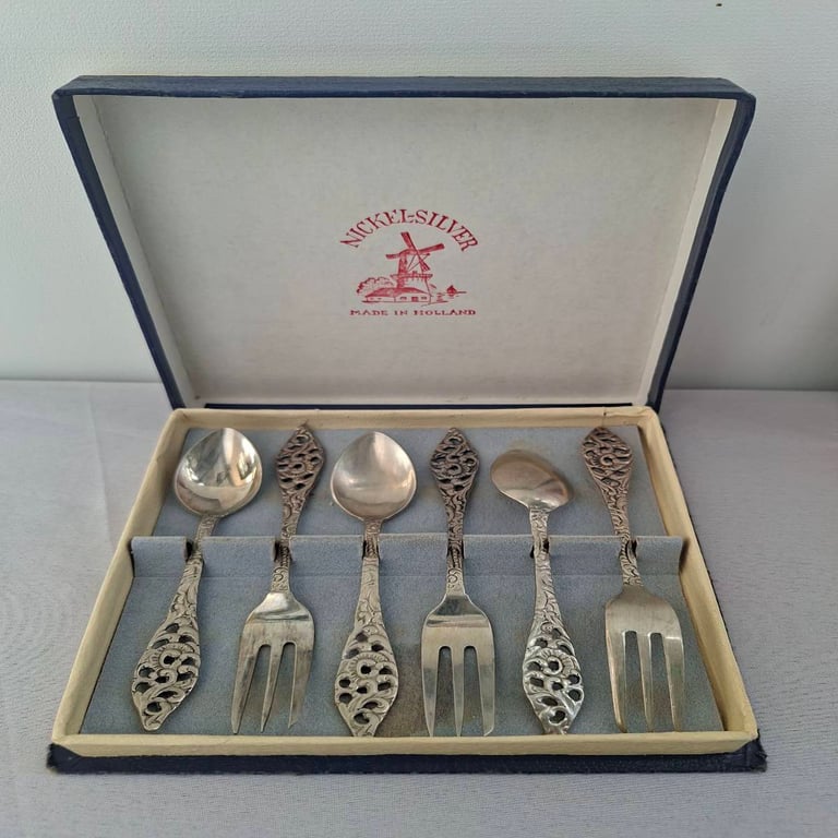 Various Sets of Vintage Silver Plated Cuttlery