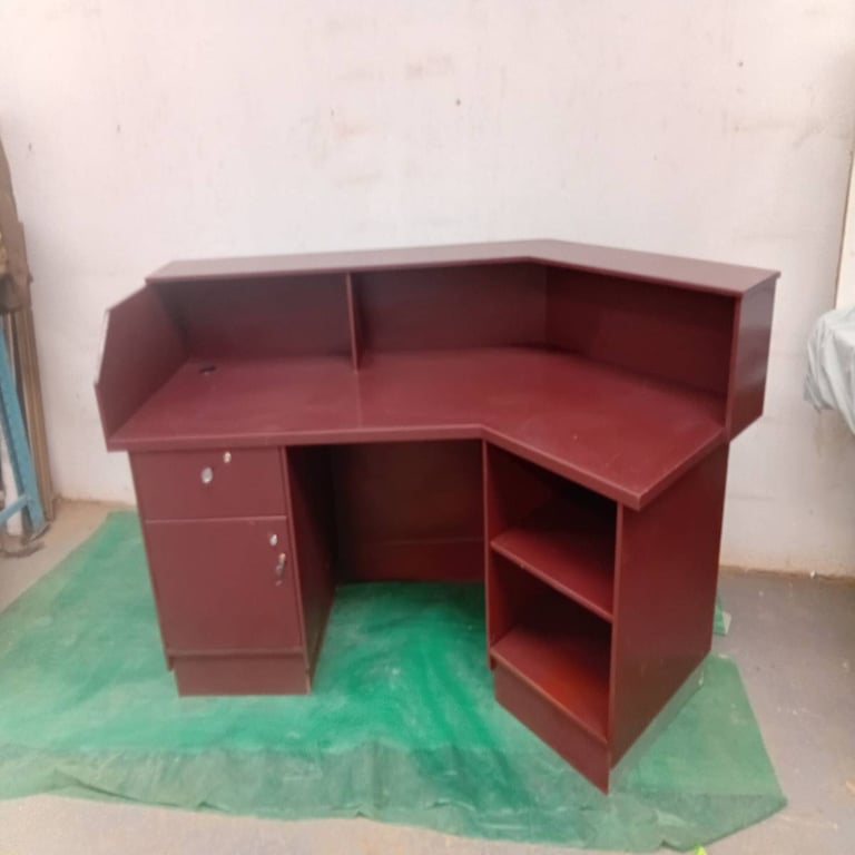 Reception counter