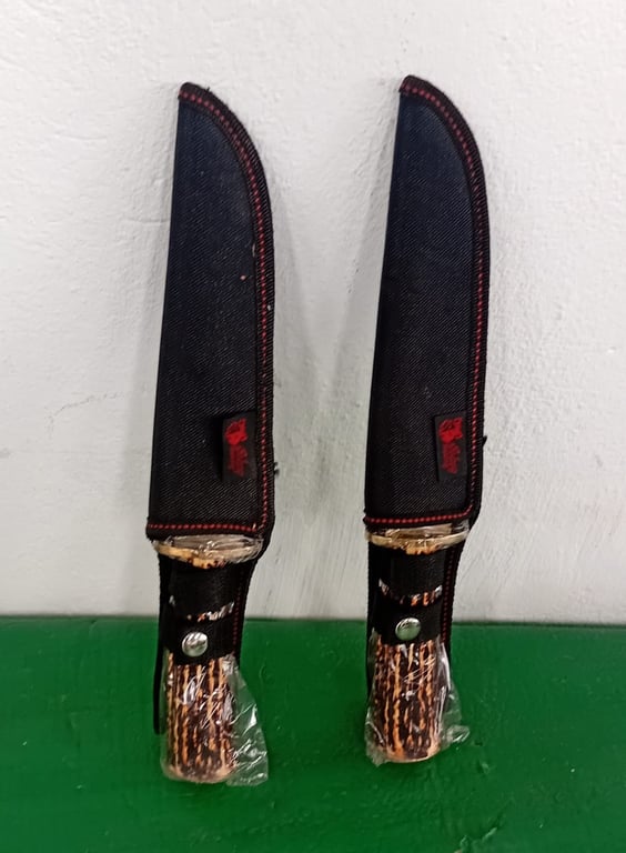 2 X Hunting Knives - price per piece