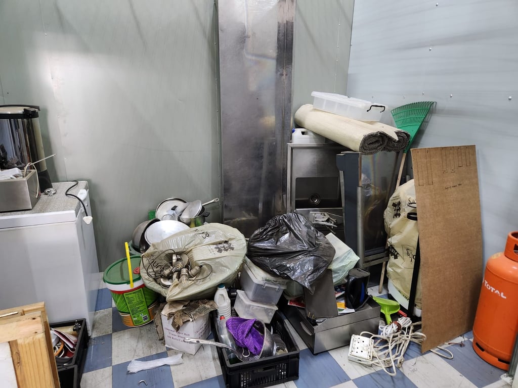 Lot 5 Chest Freezer Unit