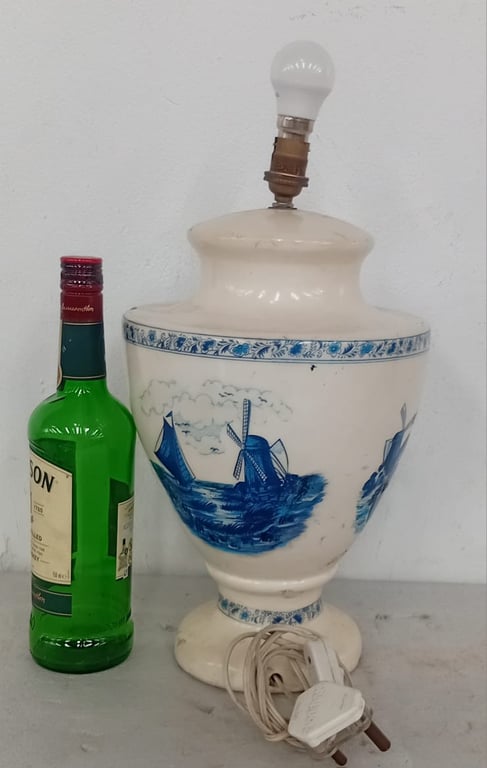 Large vintage-style ceramic table lamp base