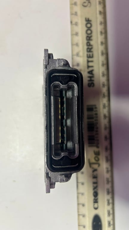 Xenon HID headlight ballast module (valeo 6G D1S standard Brand new