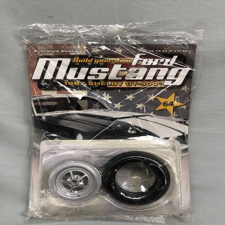 Defrosting Ford Mustang Shelby GT & Book-Selous Scouts Top Secret War