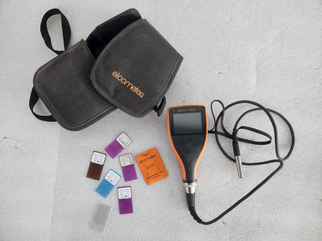 Elcometer Coating Thickness Gauge (with probe, shims & pouches)