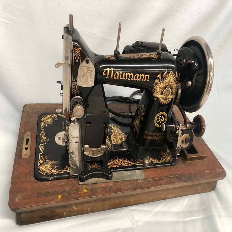 Vintage Naumann Sewing Machine