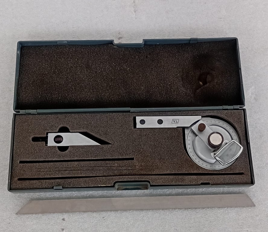 Precision Bevel Protractor Set (Cased)