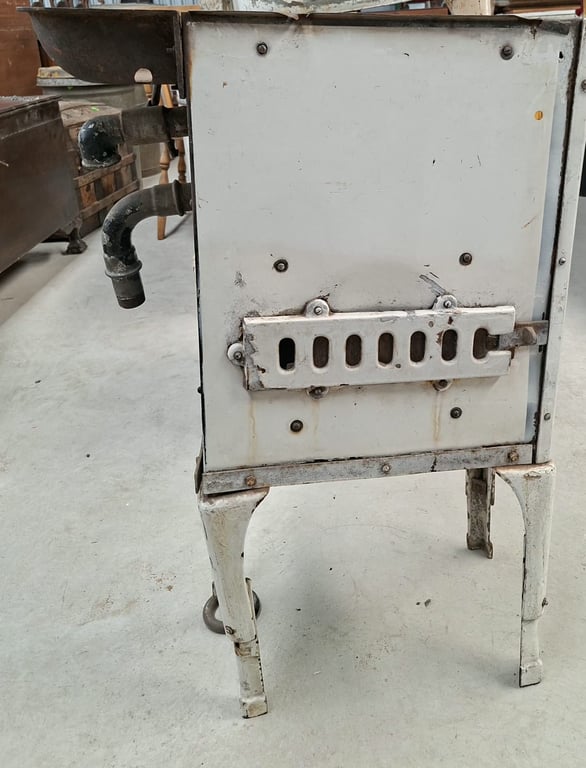 Vintage Defy Coal Stove