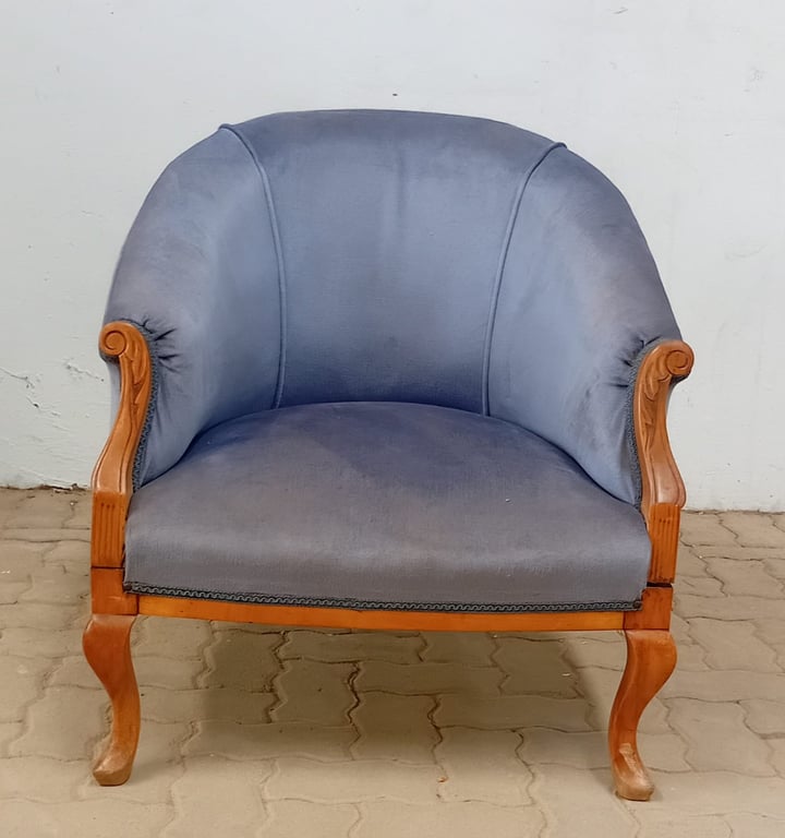 Classic Upholstered Tub Chair with Carved Wooden Frame