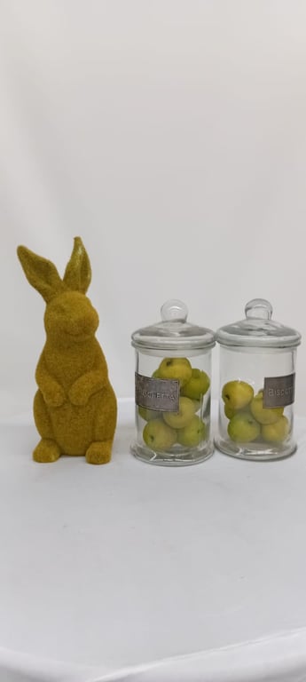 Joblot Of Bunny & Cookie Jars