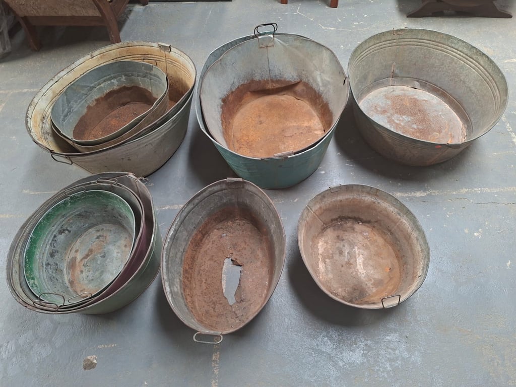 Vintage Metal Enamel Basins (WAP)